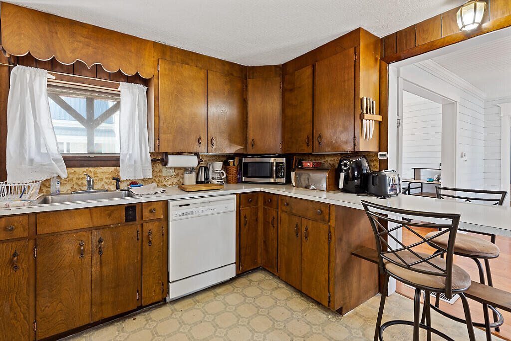 21 Bloomfield Street Skowhegan ME 04976