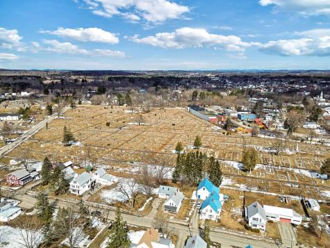 21 Bloomfield Street Skowhegan ME 04976