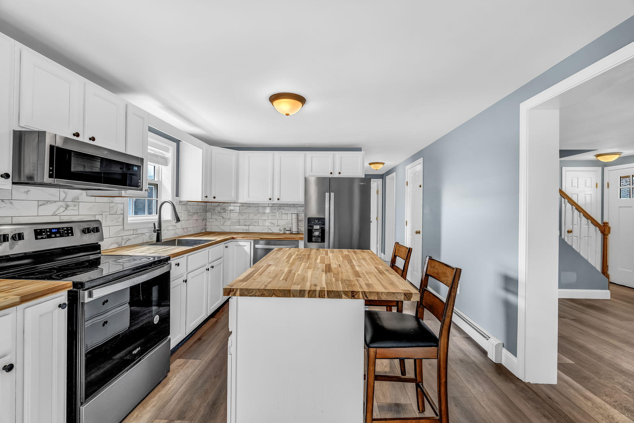 8 Meadow Way Rockland ME 04841