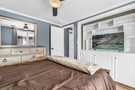 8 Meadow Way Rockland ME 04841