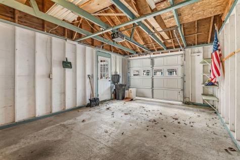 8 Meadow Way Rockland ME 04841