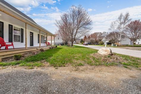 8 Meadow Way Rockland ME 04841