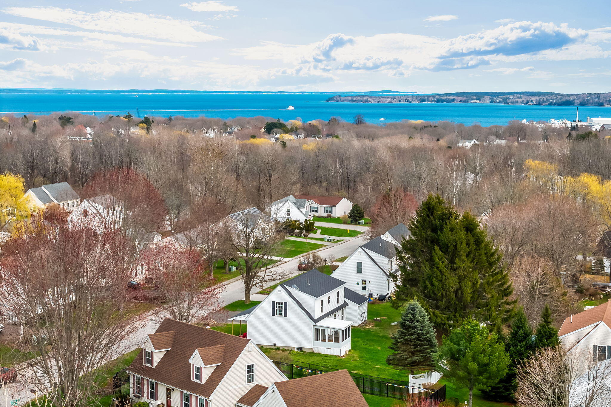 8 Meadow Way Rockland ME 04841