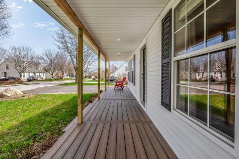 8 Meadow Way Rockland ME 04841