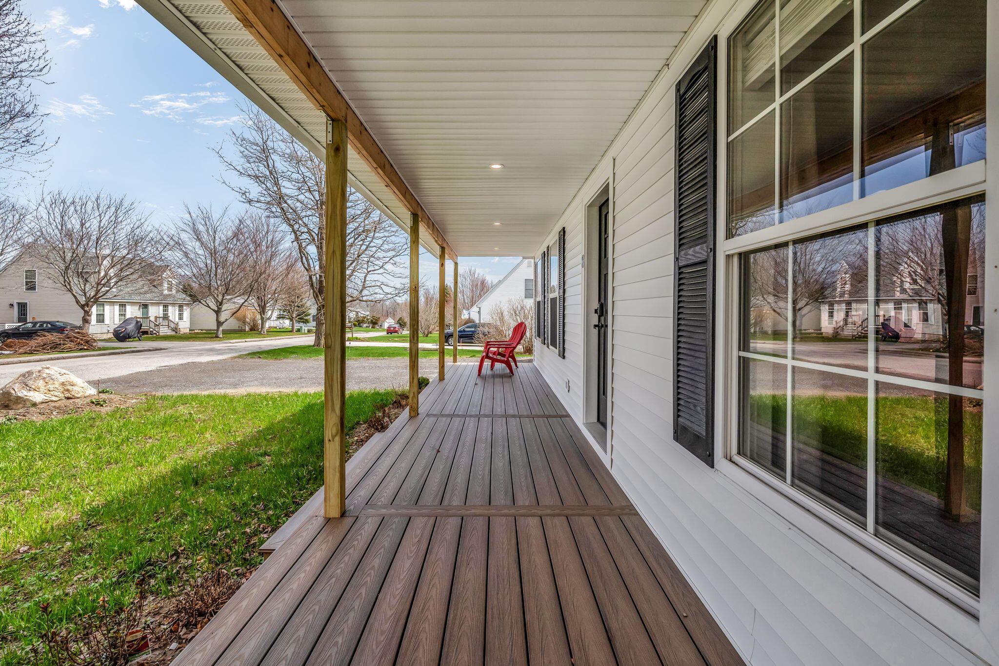 8 Meadow Way Rockland ME 04841