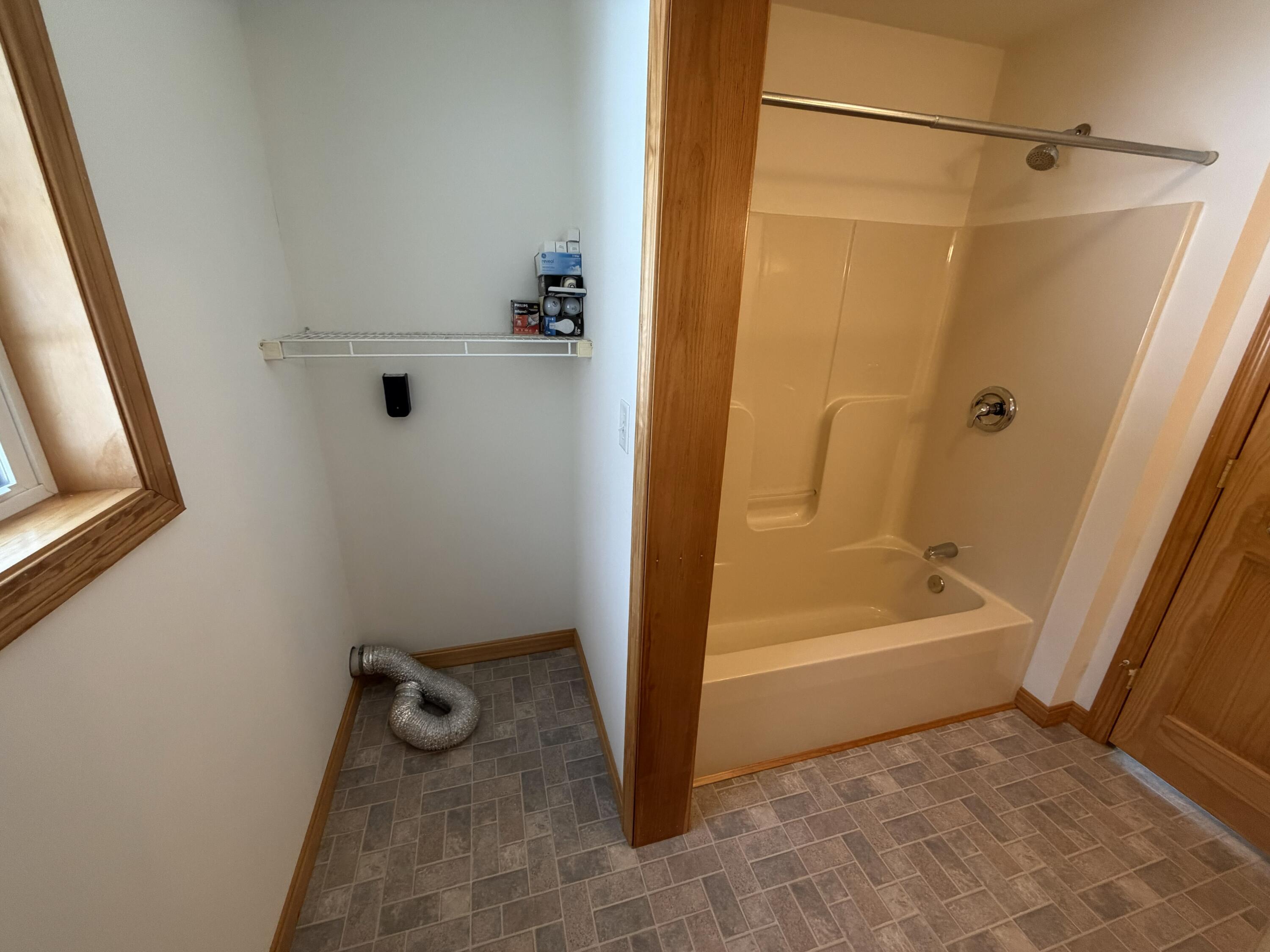 893 Middle Road Waterboro ME 04087