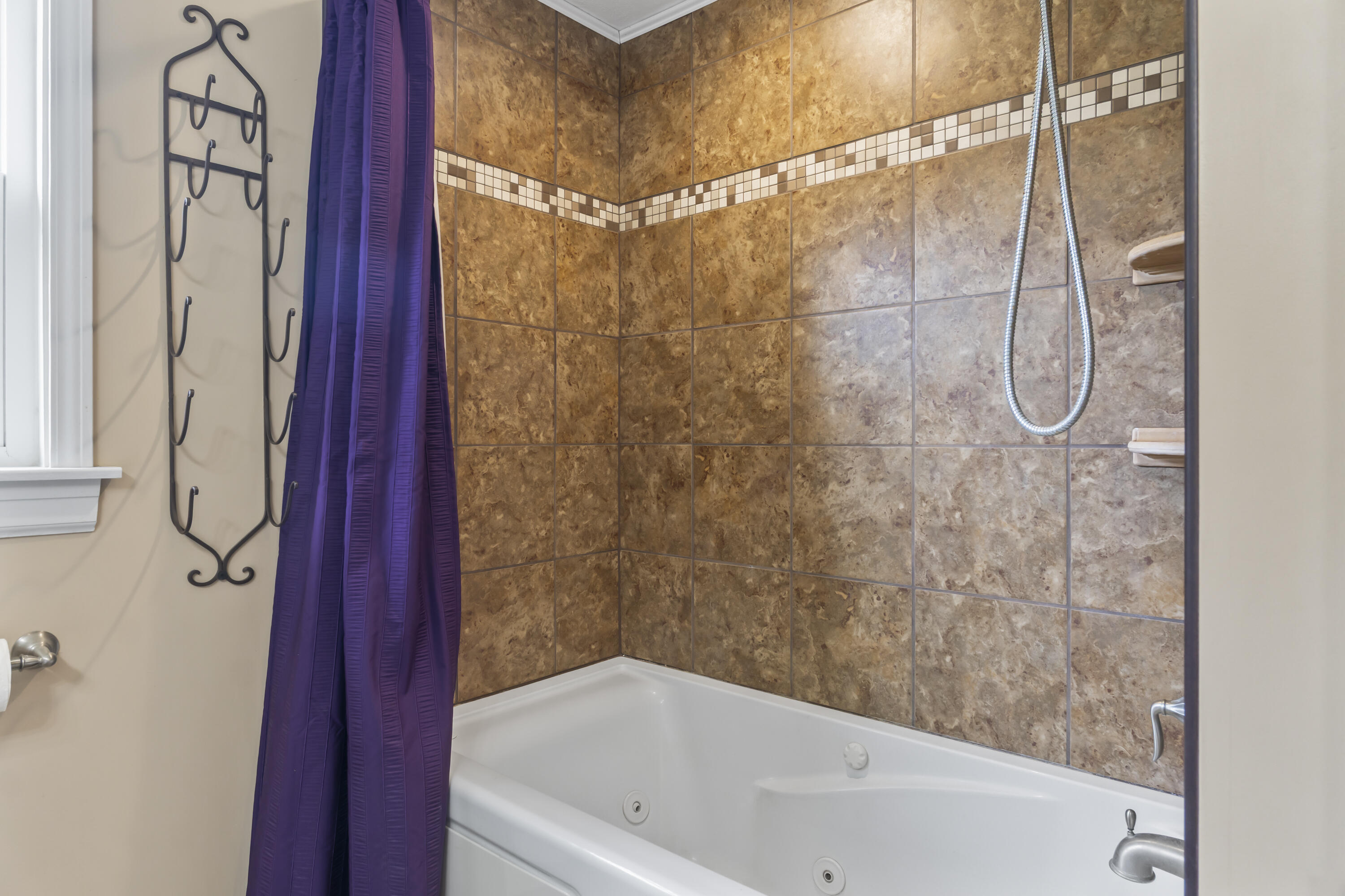 342 Foye Road Wiscasset ME 04578