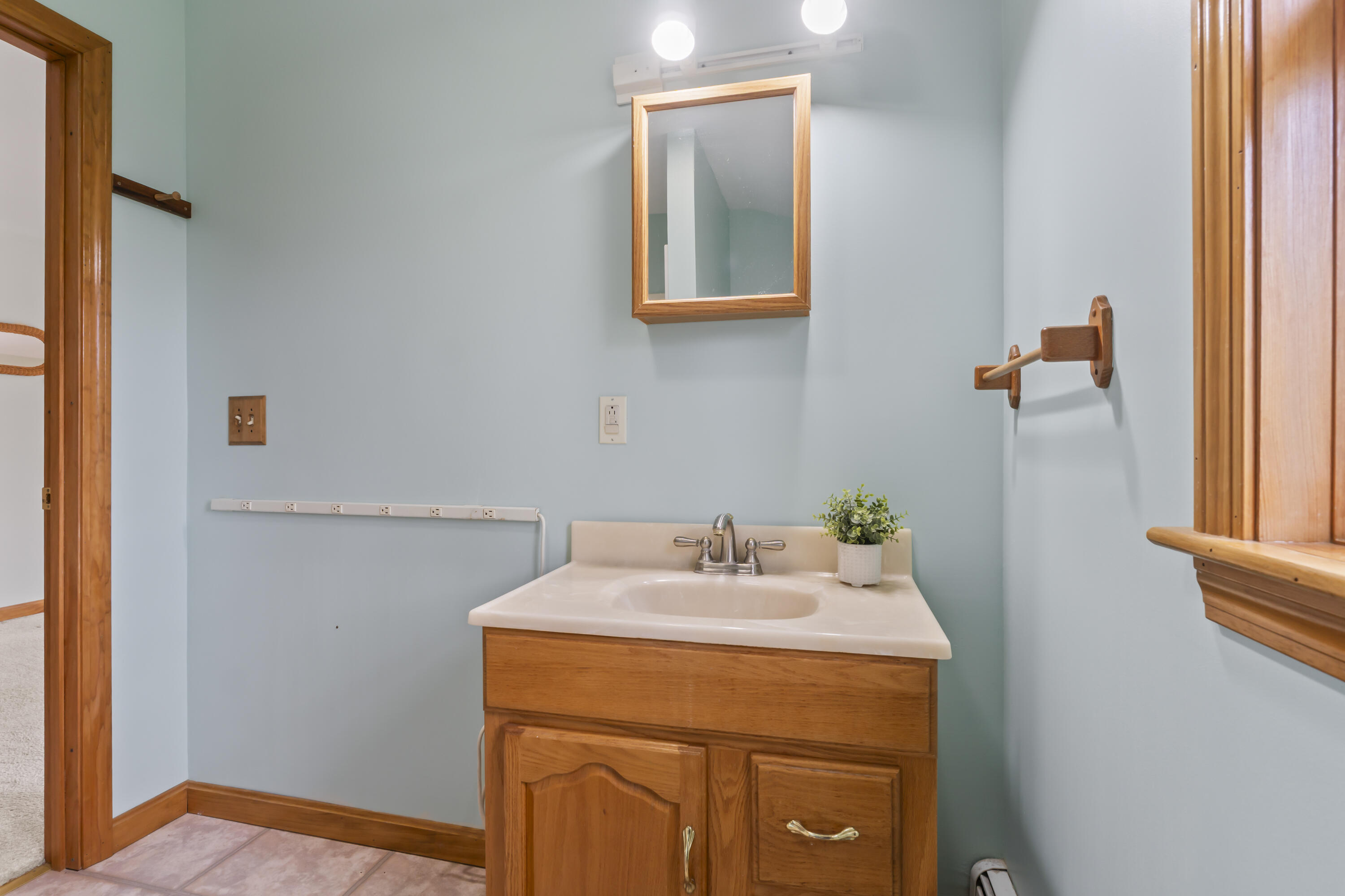 342 Foye Road Wiscasset ME 04578