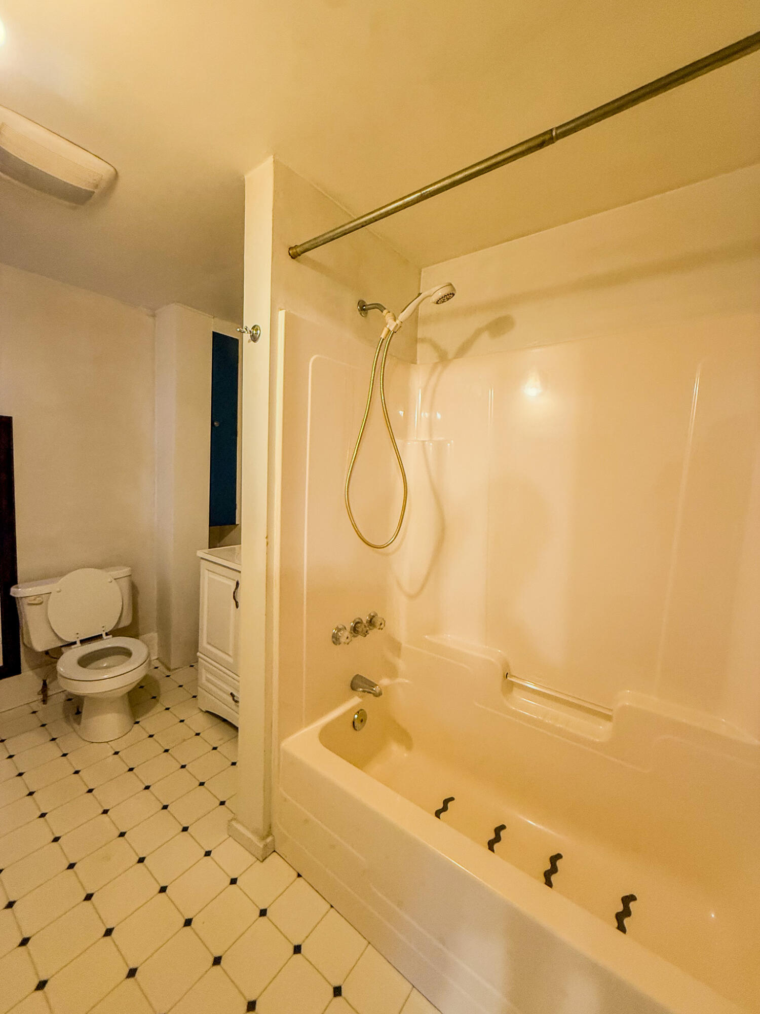 22 Bridge Street Milbridge ME 04658