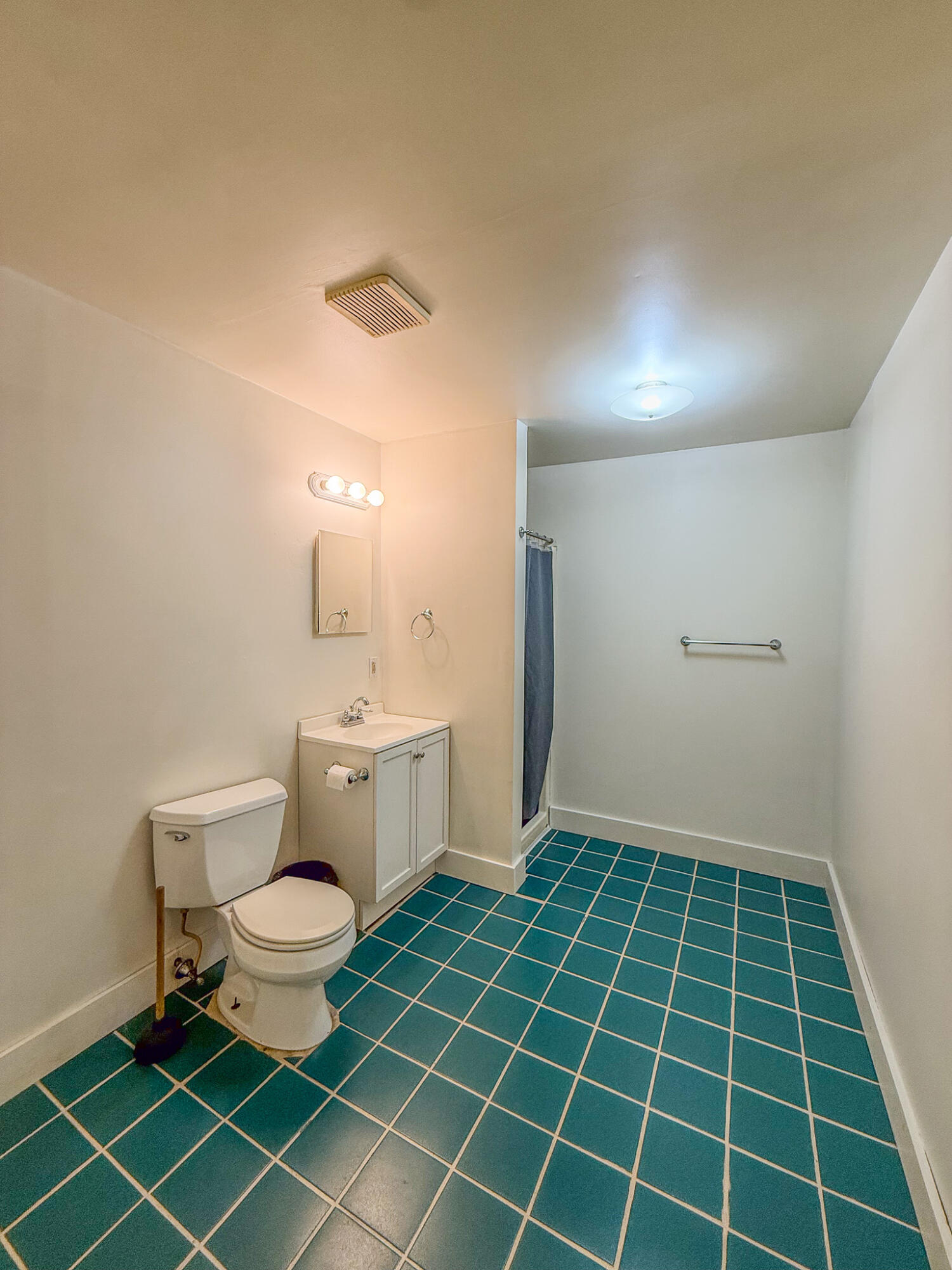 22 Bridge Street Milbridge ME 04658