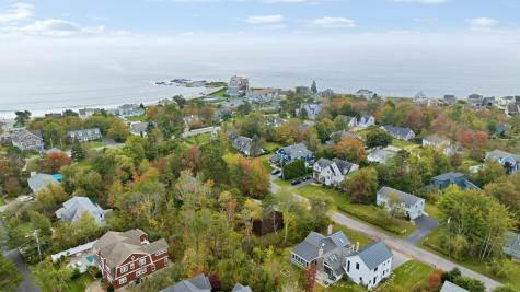 5 Evergreen Avenue Kennebunk ME 04043