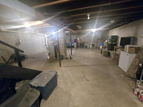 278 Middle Road Oakland ME 04963