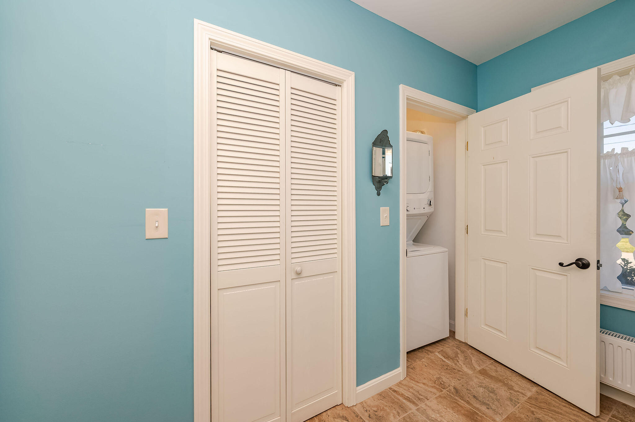 10 Crescent View Avenue Cape Elizabeth ME 04107