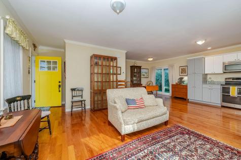 10 Crescent View Avenue Cape Elizabeth ME 04107