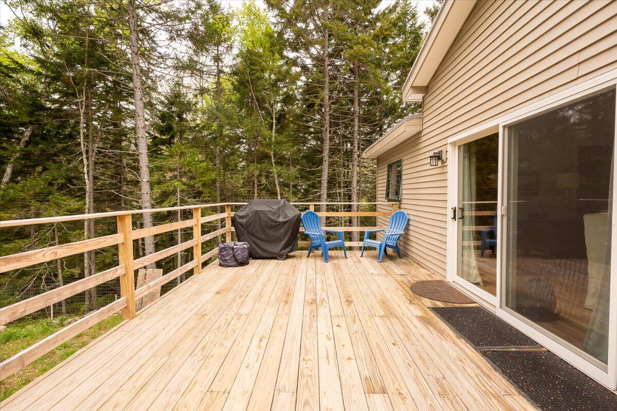 144 Woody Lane Cushing ME 04563