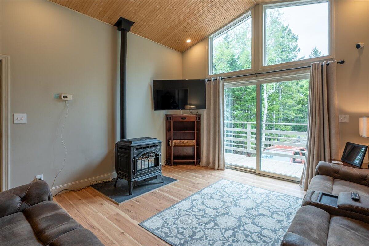 144 Woody Lane Cushing ME 04563