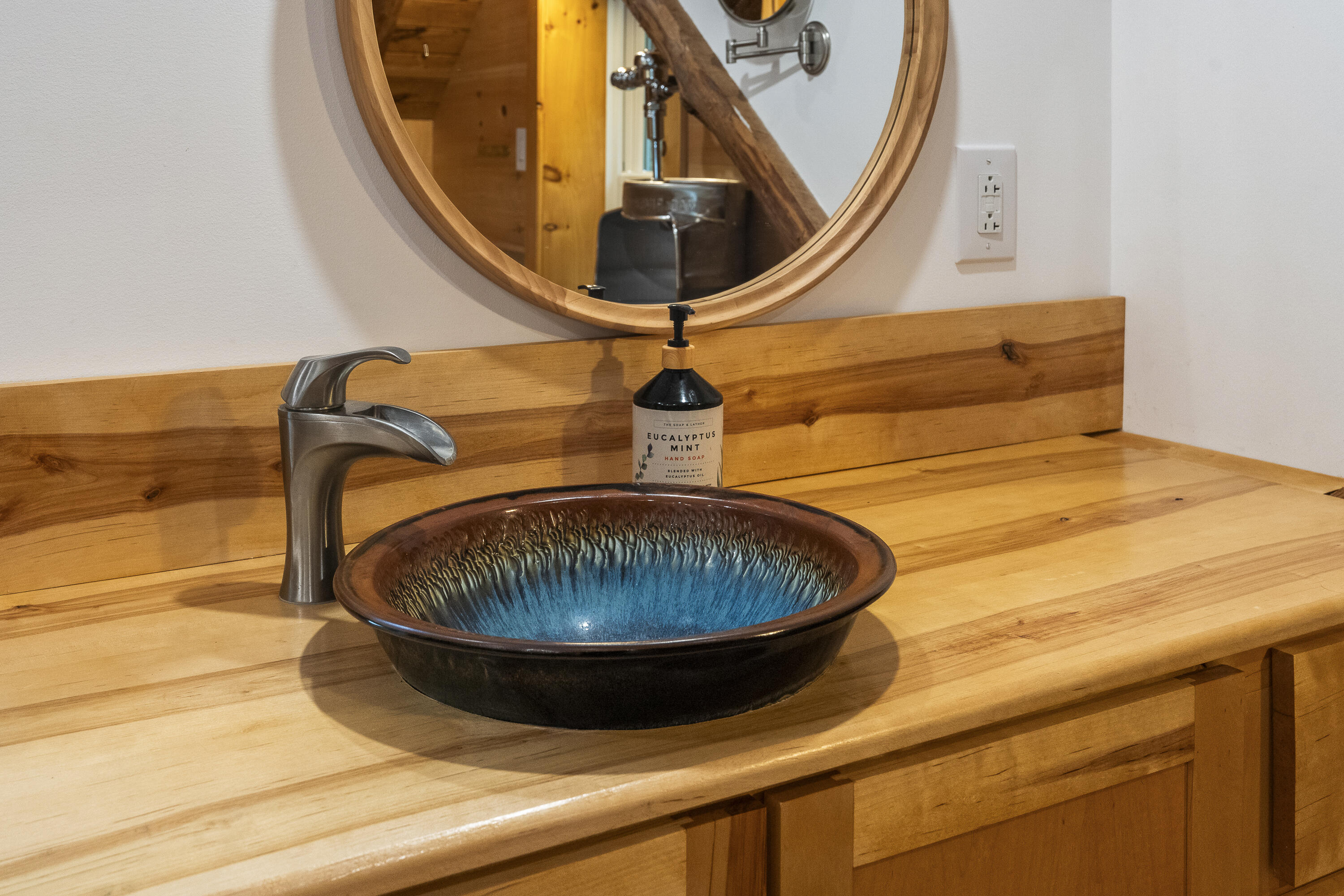 27 Doggett Road Westport Island ME 04578