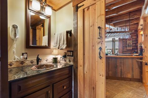 11 Neal Lane Monmouth ME 04259