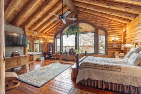 11 Neal Lane Monmouth ME 04259