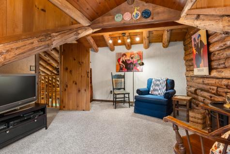 11 Neal Lane Monmouth ME 04259