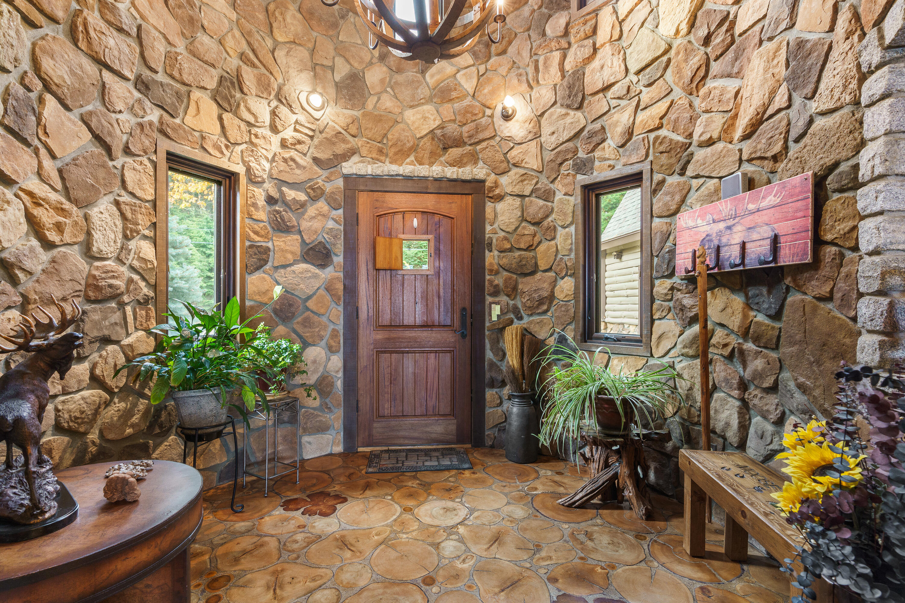 11 Neal Lane Monmouth ME 04259