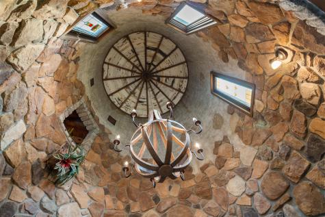 11 Neal Lane Monmouth ME 04259