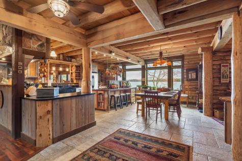 11 Neal Lane Monmouth ME 04259