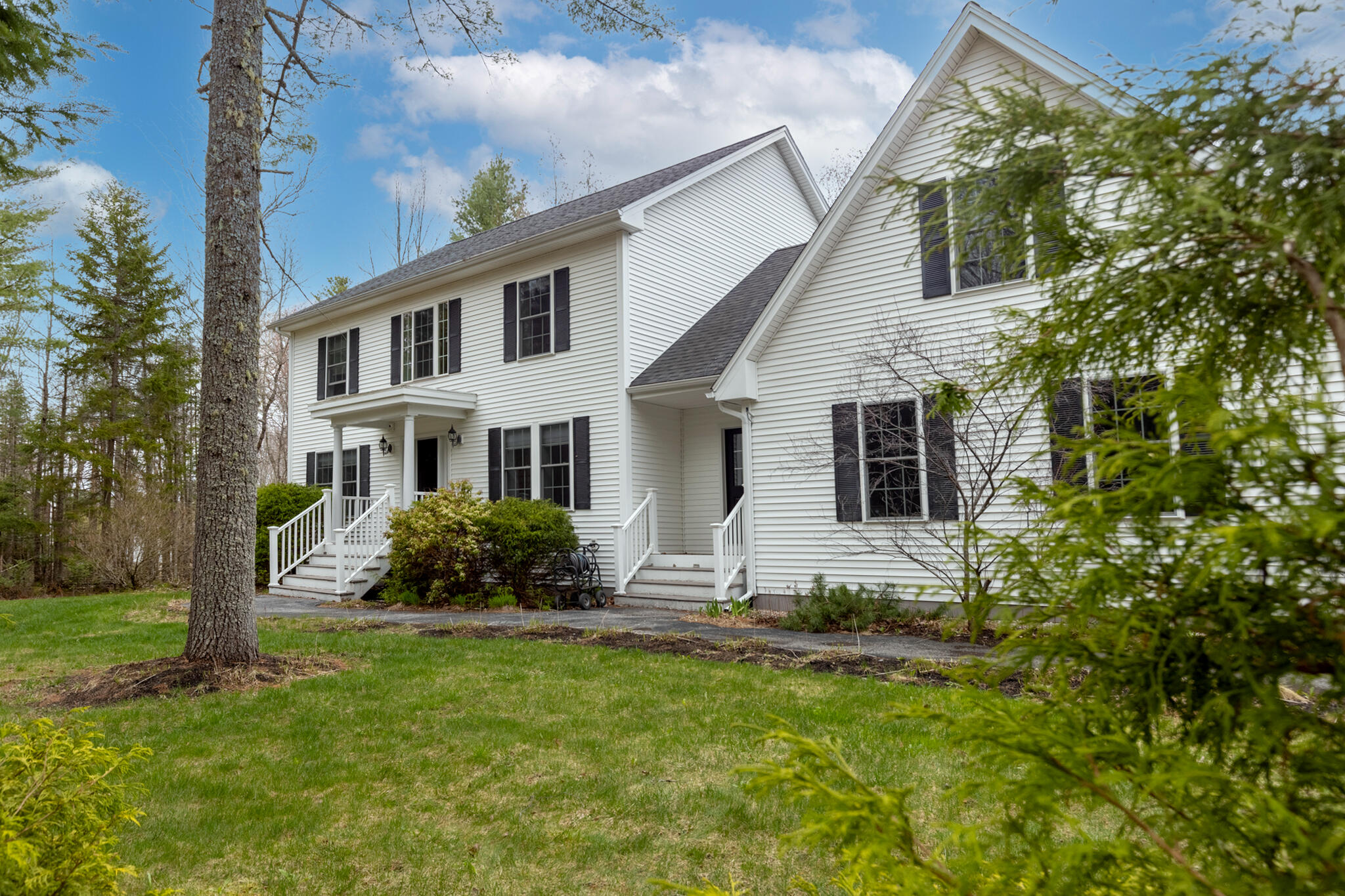 39 Eaton Ridge Drive Holden ME 04429