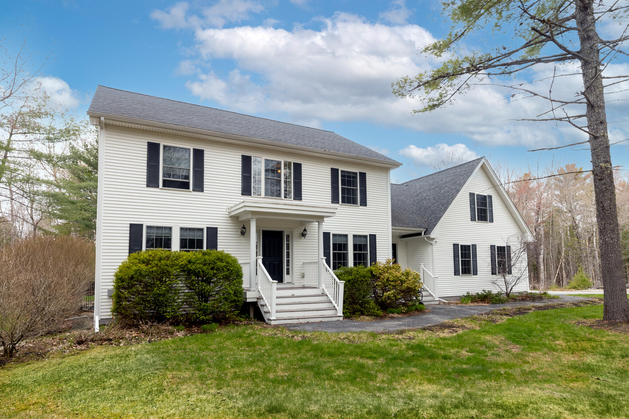 39 Eaton Ridge Drive Holden ME 04429