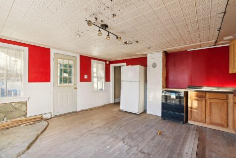 95 Cumberland Street Cornish ME 04020