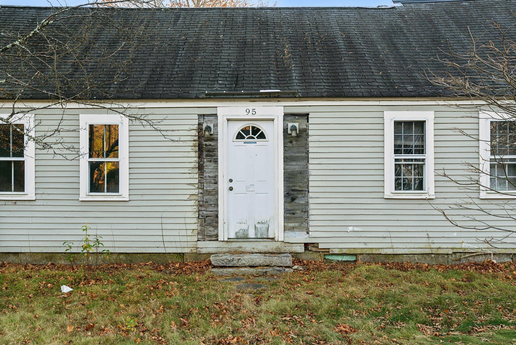 95 Cumberland Street Cornish ME 04020