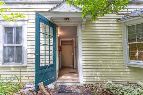 14 Chapel Street Ellsworth ME 04605