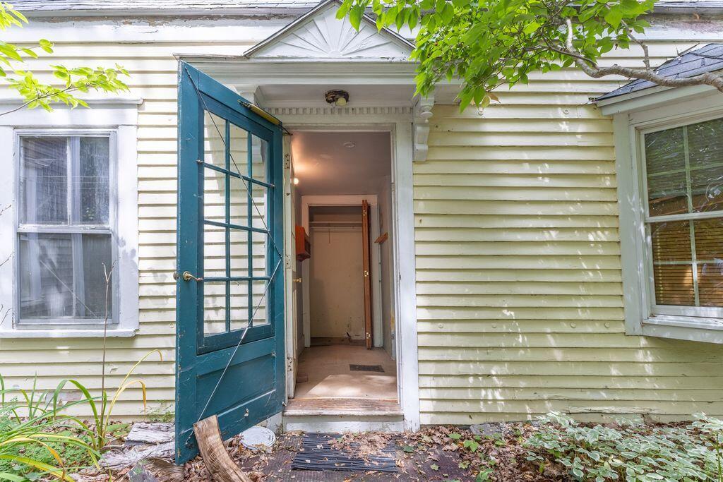 14 Chapel Street Ellsworth ME 04605