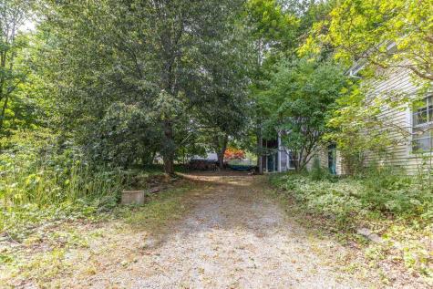 14 Chapel Street Ellsworth ME 04605