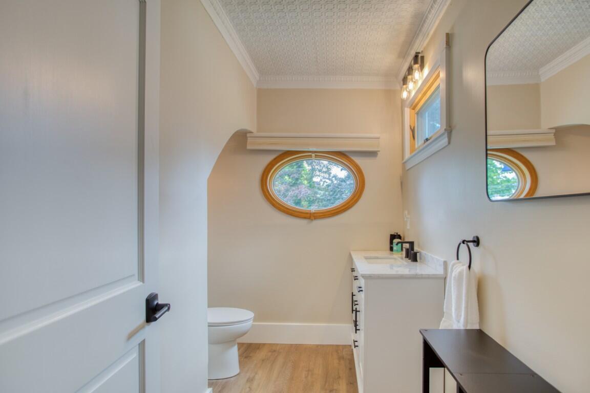 66 Townsend Avenue & 43 Oak Street Boothbay Harbor ME 04538