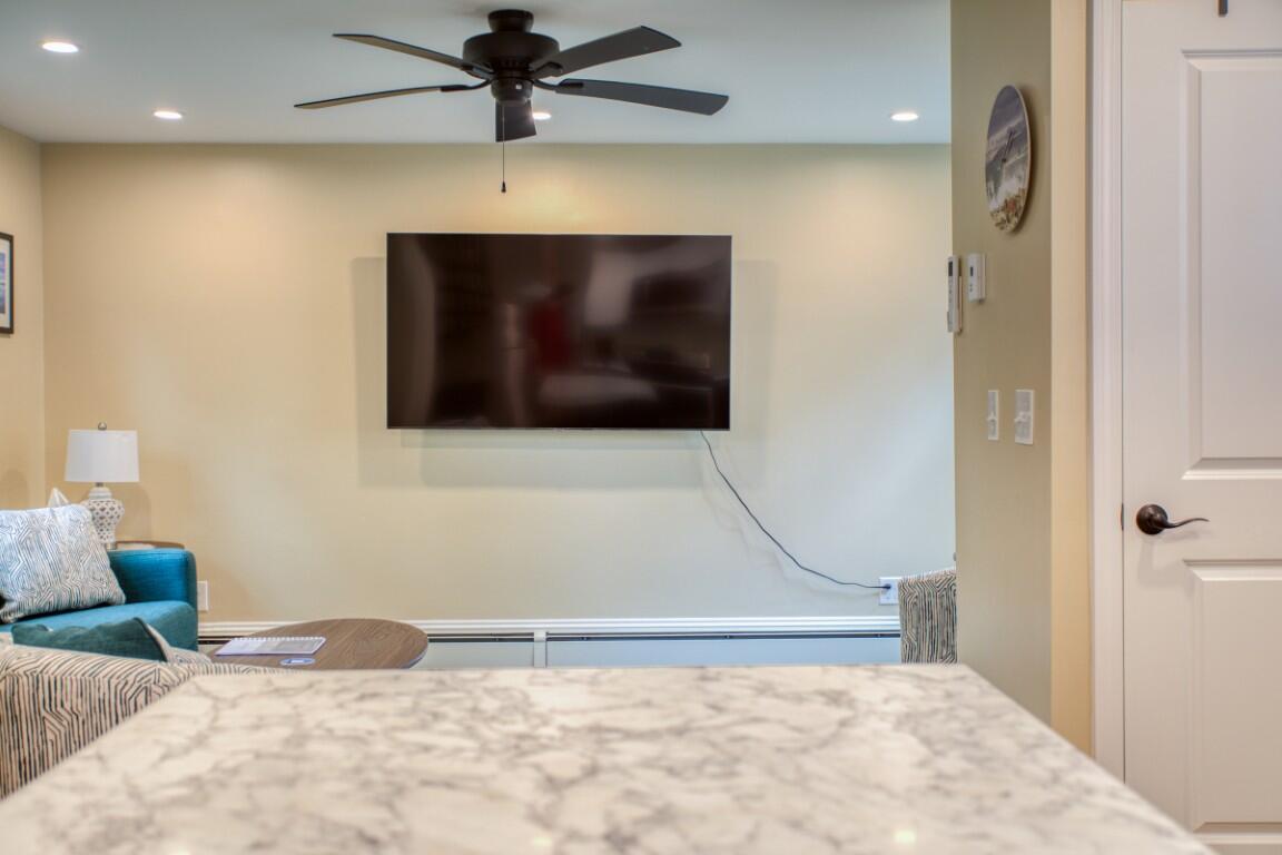 66 Townsend Avenue & 43 Oak Street Boothbay Harbor ME 04538