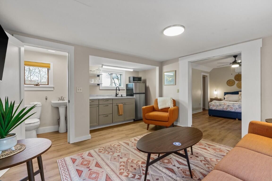 66 Townsend Avenue & 43 Oak Street Boothbay Harbor ME 04538