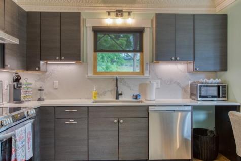 66 Townsend Avenue & 43 Oak Street Boothbay Harbor ME 04538