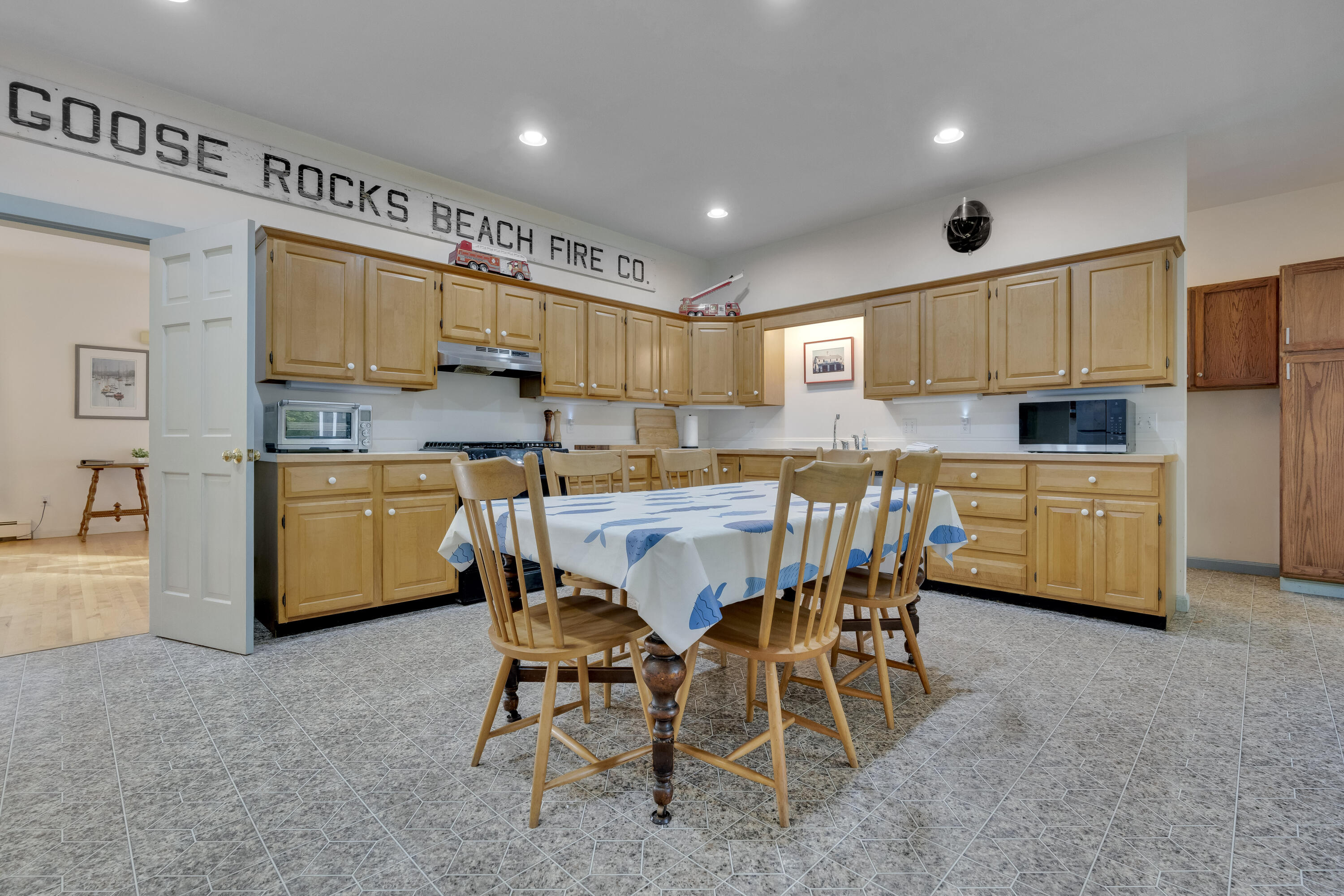40 Wildwood Avenue Kennebunkport ME 04046
