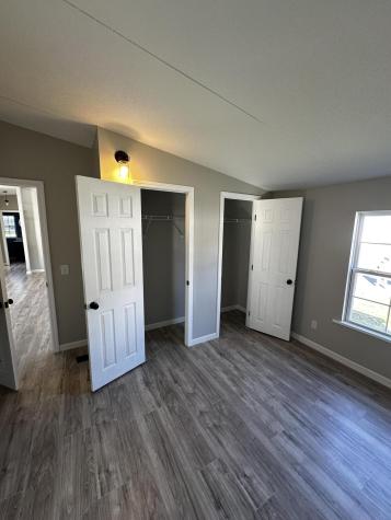 12 Oxbow Drive Lewiston ME 04240