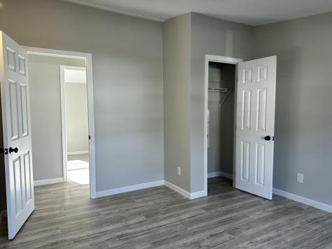 12 Oxbow Drive Lewiston ME 04240