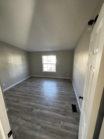 12 Oxbow Drive Lewiston ME 04240