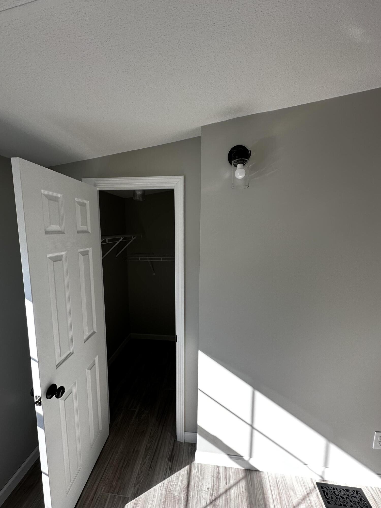 12 Oxbow Drive Lewiston ME 04240