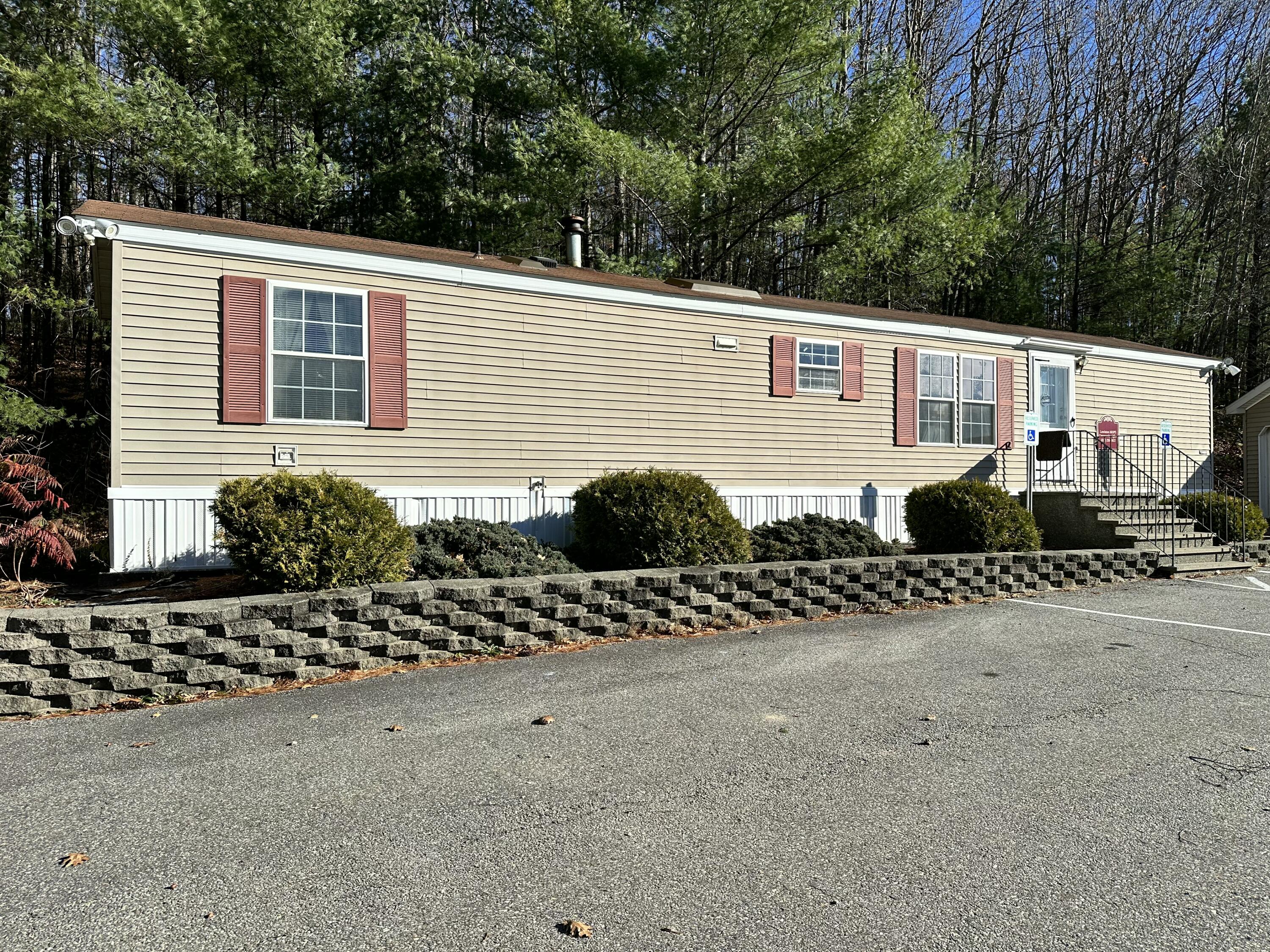 12 Oxbow Drive Lewiston ME 04240