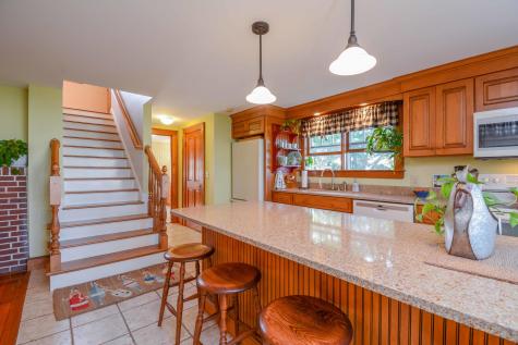 675 York Street York ME 03909