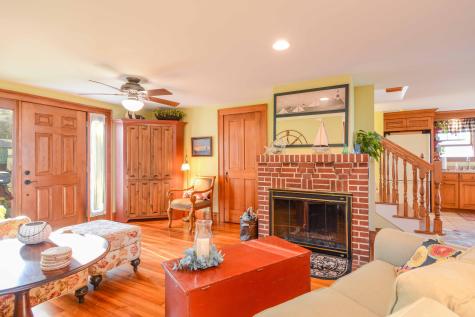 675 York Street York ME 03909