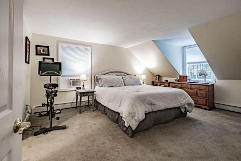 5 Livi Lane Kennebunk ME 04043