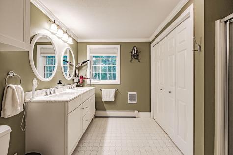 5 Livi Lane Kennebunk ME 04043