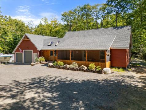 2 Susans Way Milo ME 04463