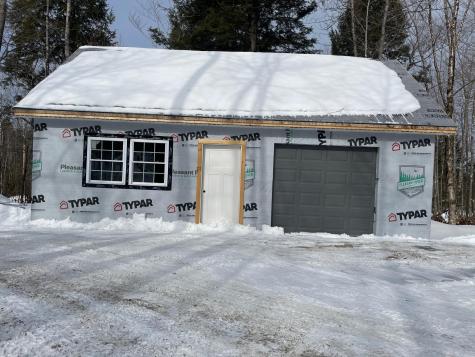 2 Susans Way Milo ME 04463